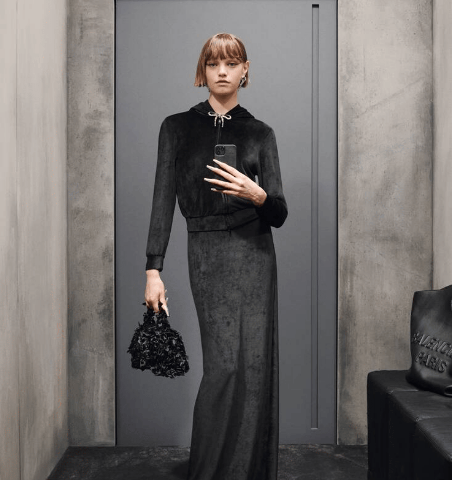 Balenciaga: woman's collection