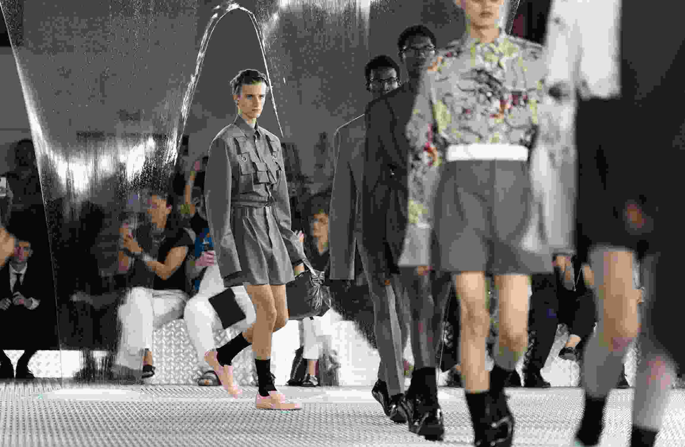 Loewe Spring 2024 Men's Fashion Show Details